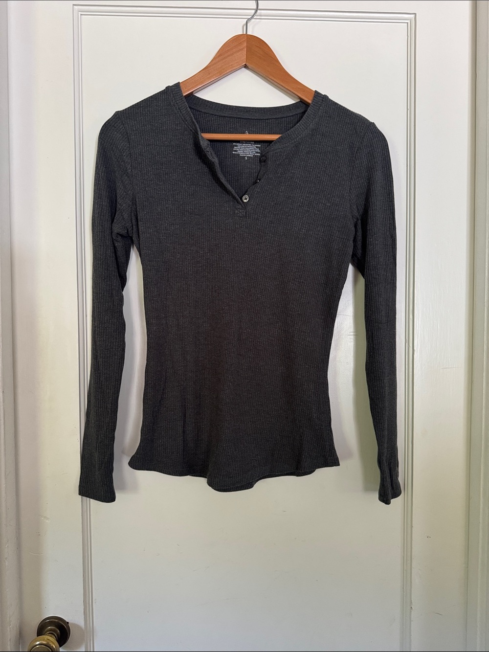 Cuddl Duds Women's Long-Sleeve Ribbed Henley - Charcoal